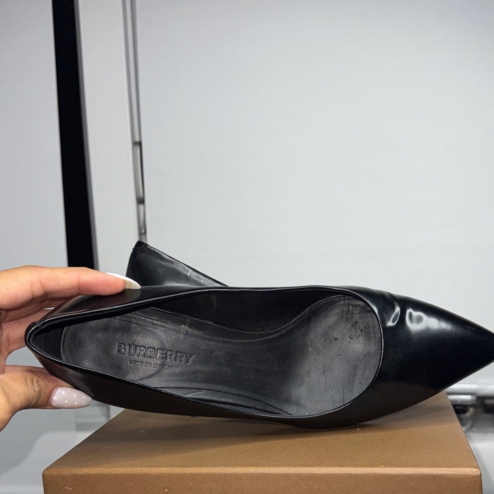Burberry elegant Black Women's Shoes - Picture 4 of 7
